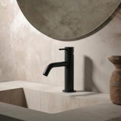 Waterevolution Flow torneira de pia fosca preta T110PR