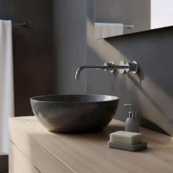 Torneira de lavatório embutida Waterrevolution Flow de 3 furos cromada com bico de 25 cm T1163F01-25