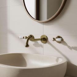 PB torneira clássica embutida de parede com alavancas brancas e bica de 25 cm Bronze 1208854392