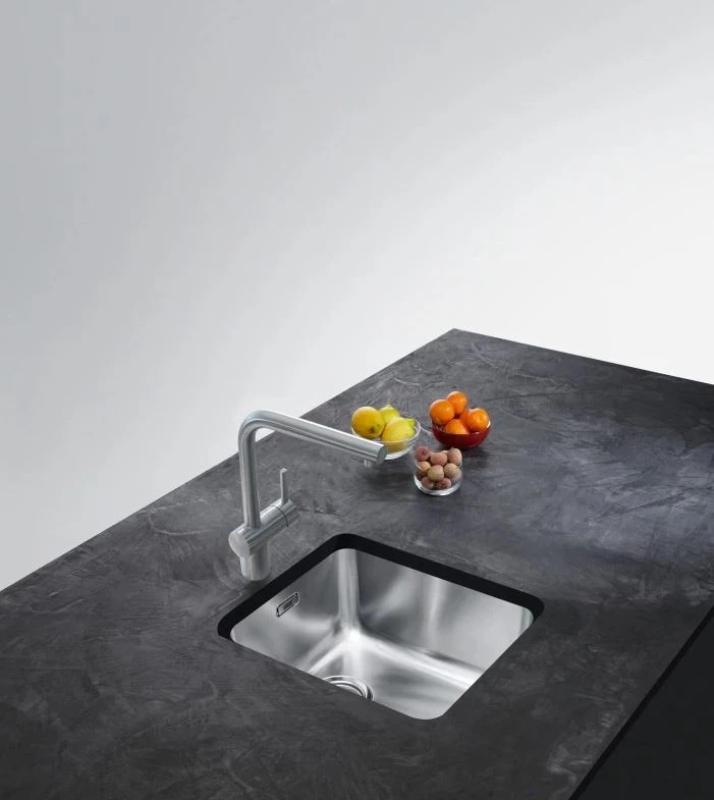 Franke torneira de cozinha de aço inoxidável maciço Atlas Neo com bica giratória 115.0521.435