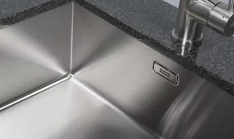 Franke Maris MRX 210.19 pequena pia inox para instalação nivelada 127.0568.037