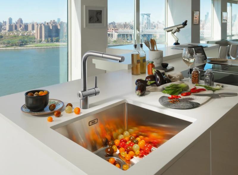 Franke torneira de cozinha com sensor em aço inox escovado Atlas Neo com bica extensível inox 115.0625.523