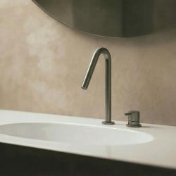 Torneira de lavatório Waterrevolution Flow de 2 furos PVD Gun Metal com pequeno V 120 mm de saída T1121VGME