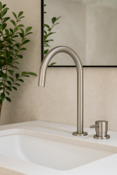 Torneira de lavatório Waterevolution Flow de 2 furos totalmente em aço inoxidável com bico alto de 200 mm T1122UIE