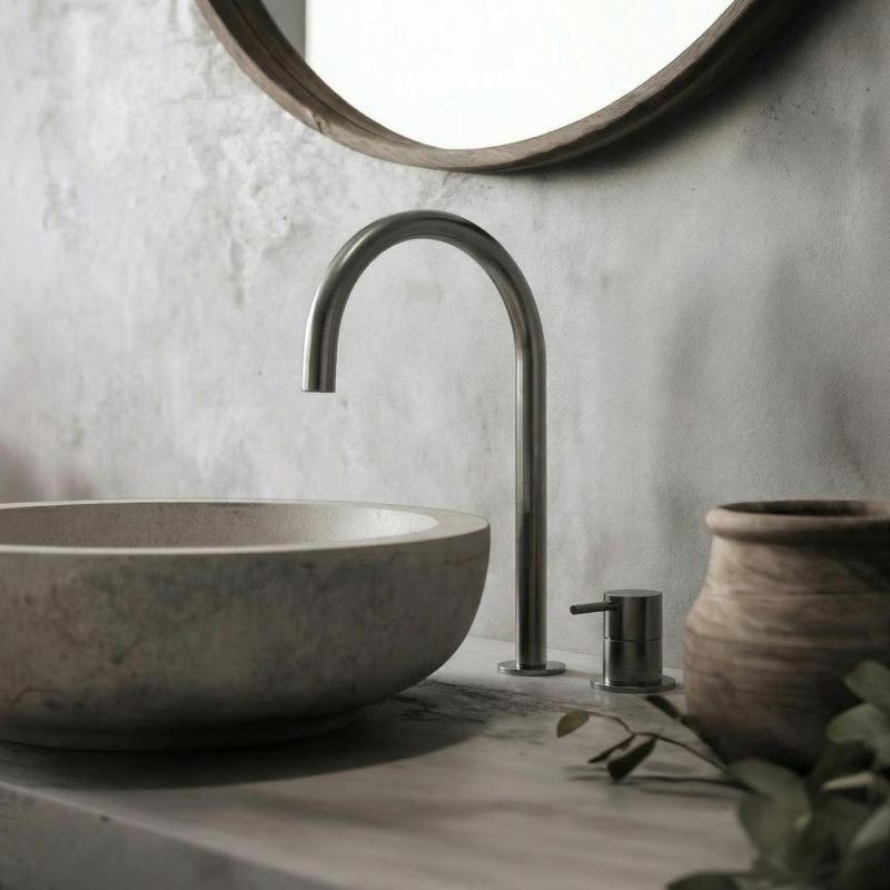Torneira de lavatório Waterevolution Flow de 2 furos PVD Gun Metal com bico alto de 200 mm T1122UGME
