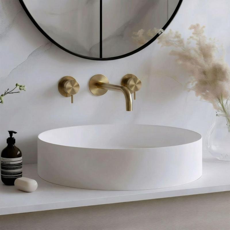 Torneira de lavatório embutida Waterrevolution Flow de 3 furos, totalmente em latão escovado, com bico de 15 cm T1163FLE-15