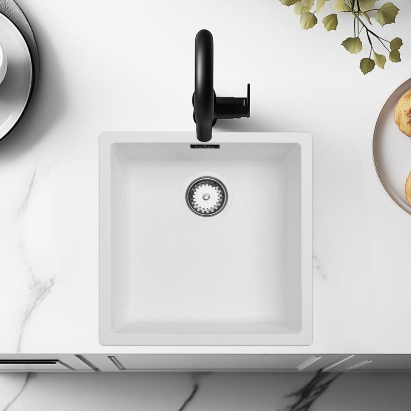 Pia branca 40x40cm para instalação sob a bancada, sobre a bancada e à face da bancada com plugue de inox 1208956392