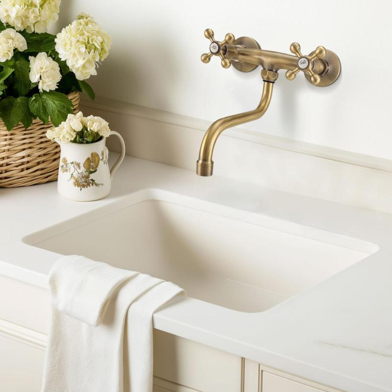 AquaTrimo Vivaldi torneira de parede para cozinha clássica bronze 21VV7068BN