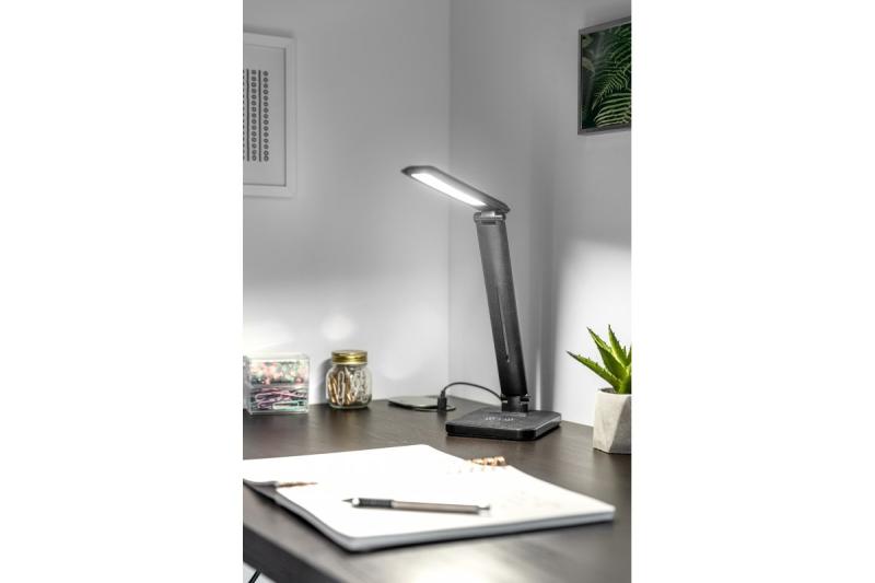 Decor IZUKA lâmpada de mesa LED 6W 400lm AC220-240V 50/60Hz CCT carregador indutivo preto. 1208962497