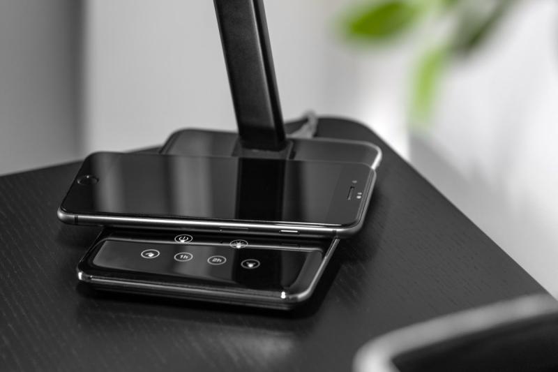 Lâmpada de Mesa Decorativa Tritton 6W 340lm AC220-240V 4-CCT Carregamento Sem Fio USB PF>0,5 RA>80 preto 1208962518