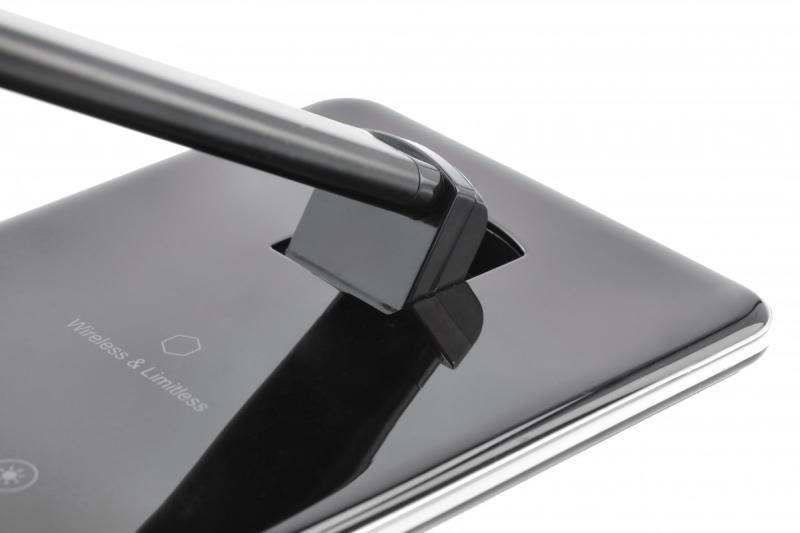 Lâmpada de Mesa Decorativa Tritton 6W 340lm AC220-240V 4-CCT Carregamento Sem Fio USB PF>0,5 RA>80 preto 1208962518