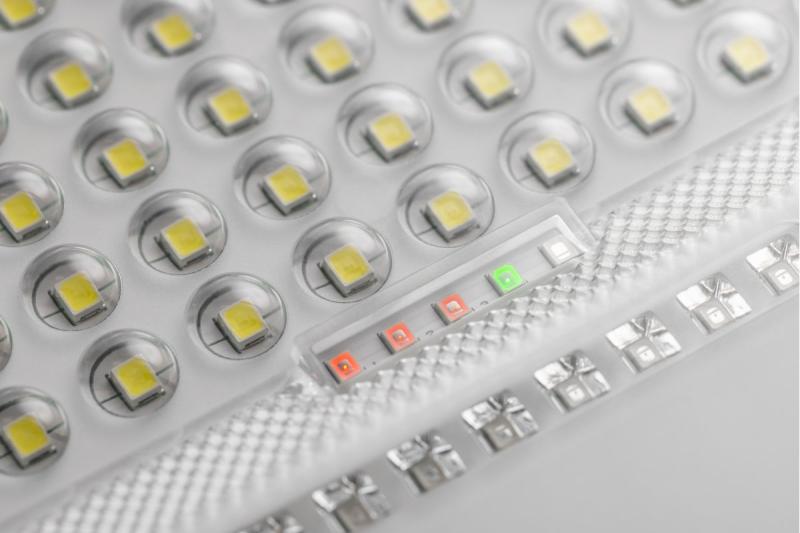 Holofote LED BRAVOS, 200W, 2000lm, 6400K, IP65, 120°, painel solar, controle remoto, 3y 1208962683