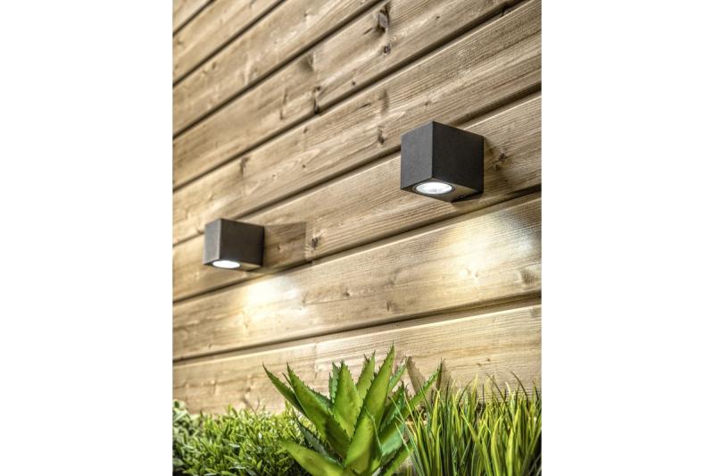 Luminária de Fachada Decorativa com Tráfego Unidirecional TIAGO KW GU10 MÁX.35W IP54 AC220-240V 50/60Hz preto. 1208963206