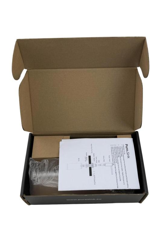 O dispensador de sabonete Pure.Sink Elite Steel Shine Preto Fosco PS9010-10