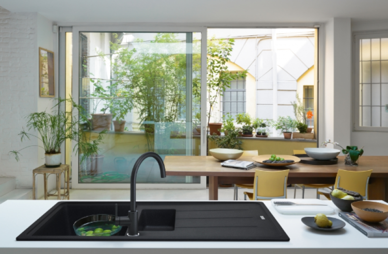 Franke Lina XL Torneira de Cozinha Onyx com Bica Giratória 115.0626.020