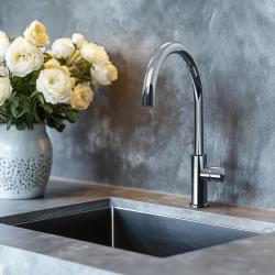 Waterevolution Flow torneira de cozinha com bica giratória redonda cromada T158U01