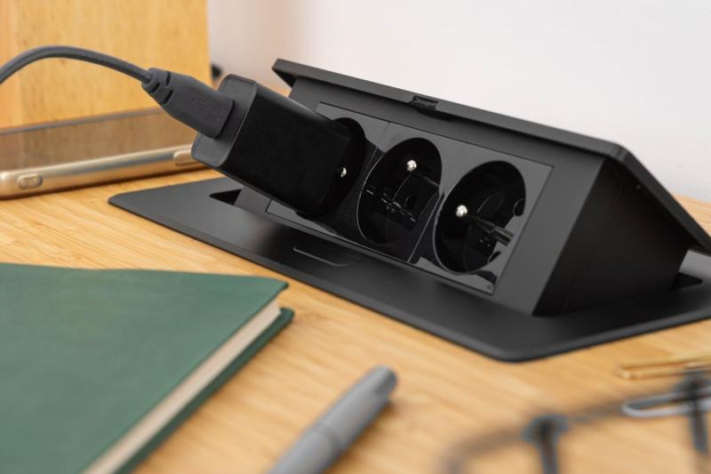 Tomada elétrica extraível SOFT