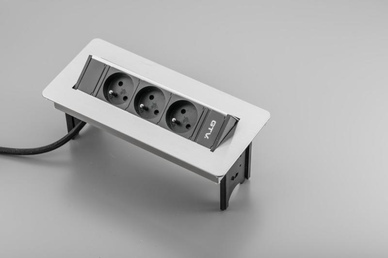 Extensão de mesa sem caixa, tomada tripla com ligação à terra, cabo de alimentação de 1,5 m com ficha, inox.