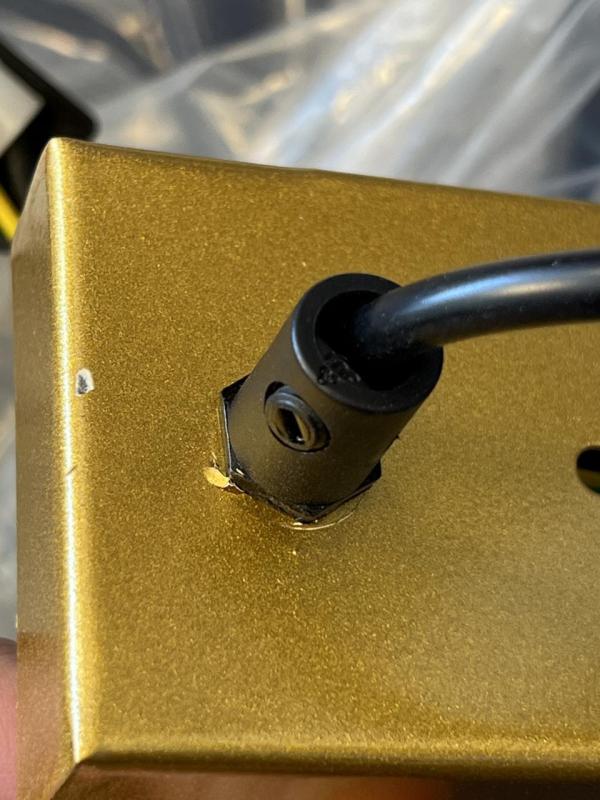 OUTLET Quadro Danificado Decoração Avelin lustre com quadro retangular dourado largura 80 cm 2287