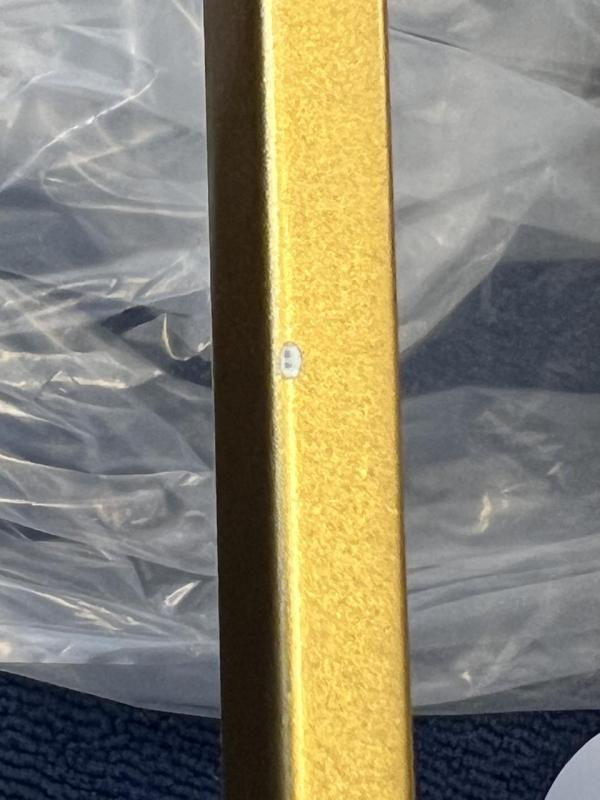 OUTLET Quadro Danificado Decoração Avelin lustre com quadro retangular dourado largura 80 cm 2287