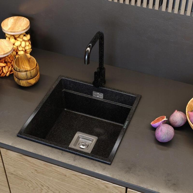 Graniteland Stellar Torneira de Cozinha Aparência de Pedra Azul Belga com Bica Giratória 12089706734