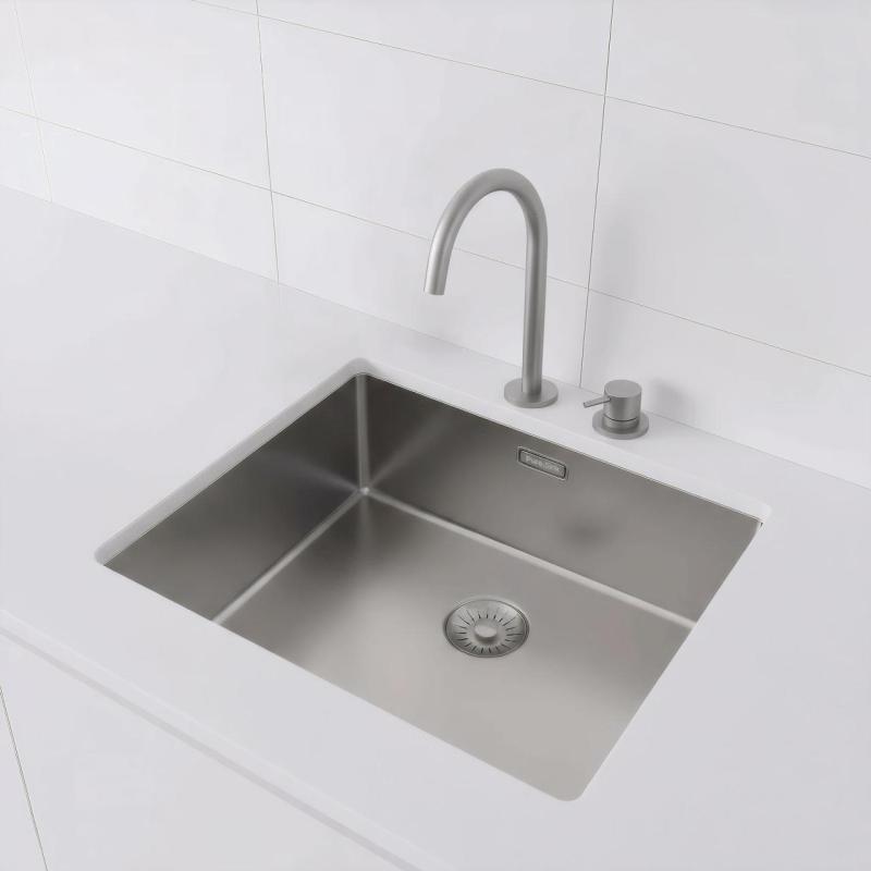 Pure.Sink Exclusivo Pia RVS 50x40 cm 10mm raio de submontagem, montagem plana e sobreposição PEX5040-02