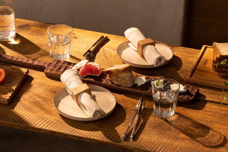 Dunas Woodsea Noz - Tábua de Servir em Nogueira 70x10cm 1208971549