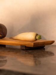 Woodsea Sushi M - Tábua de sushi de madeira de freixo com pernas de nogueira 30x17 cm 1208971585