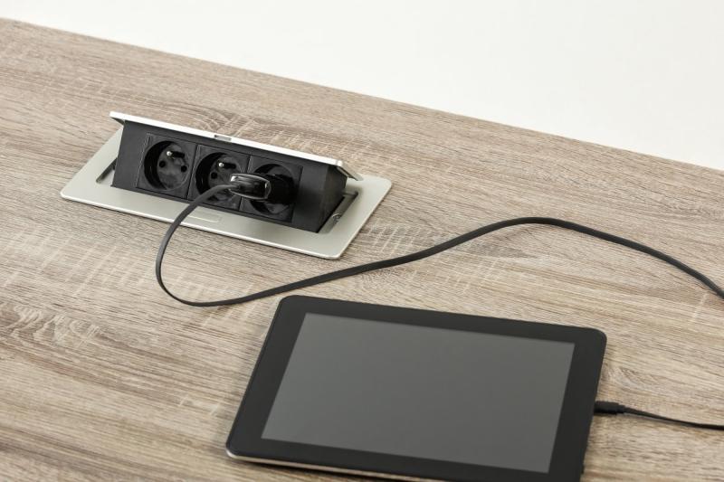 Tomada retrátil SOFT, cabo de alimentação 1,5m