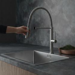 Pure.Sink Luxion Torneira de cozinha em aço inoxidável maciço com bico flexível e 2 tipos de jato PLXFLEX-02