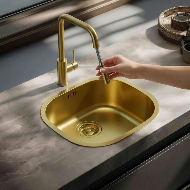 Pure.Sink Luxion Torneira de cozinha dourada quadrada com bico extraível PLXSQUA-60