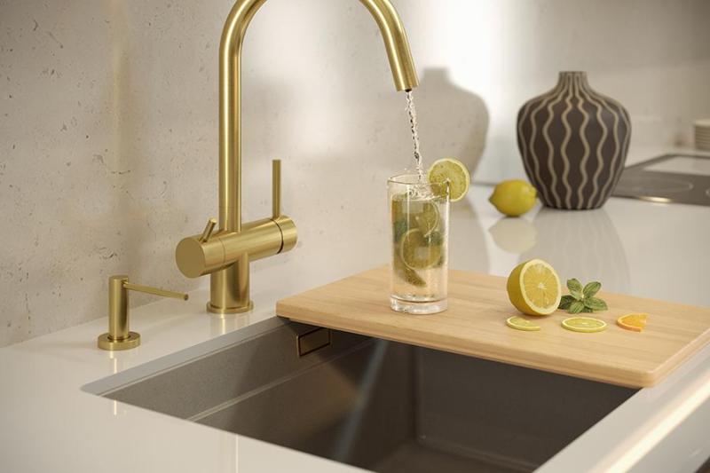 Quadri Newport II pia de granito embutida na cor bege 560x450mm com plugue dourado e tampa de drenagem 1208971765