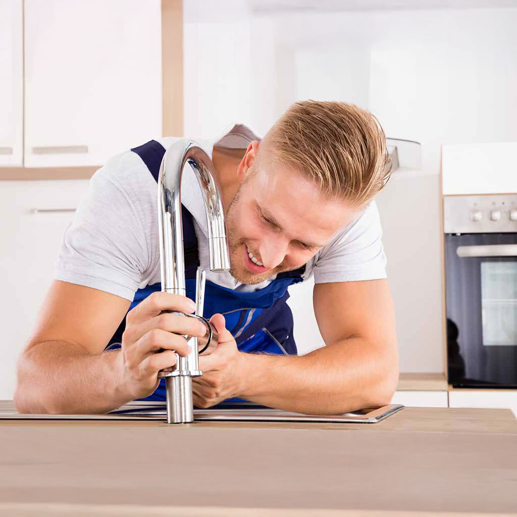 Instalação da torneira de cozinha